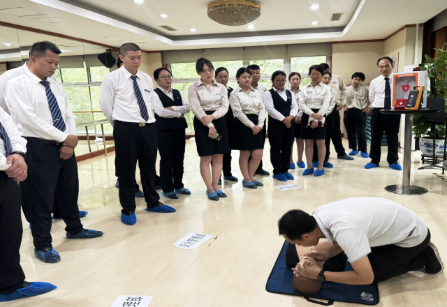 AED进驻泛海社区，让守护“救”在身边
